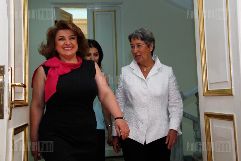 Meeting of First ladies of Armenia Rita Sargsyan and of Austria Margit Fischer 