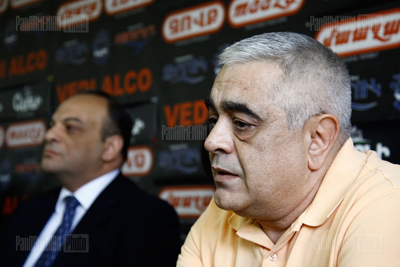 Press conference of RPA representative Manvel Badeyan and former Foreign Minister of NKR Arman Melikyan