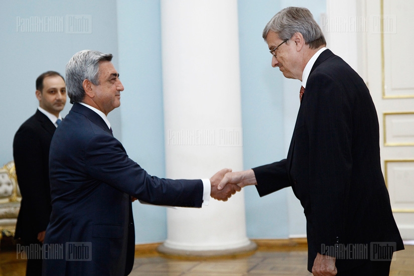 Belgium Ambassador Guy Trouveroy presents his credentials to Armenian President Serzh Sargsyan