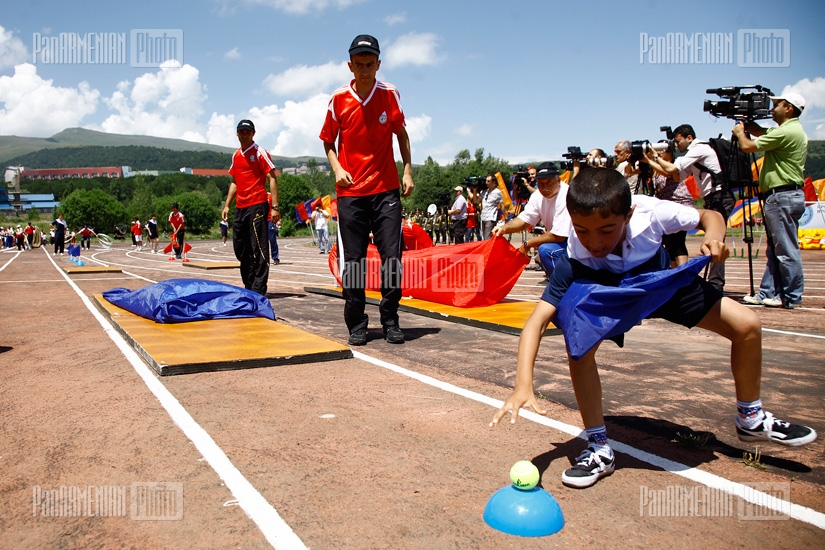  Best Athletic Family 2012 tournament finals
