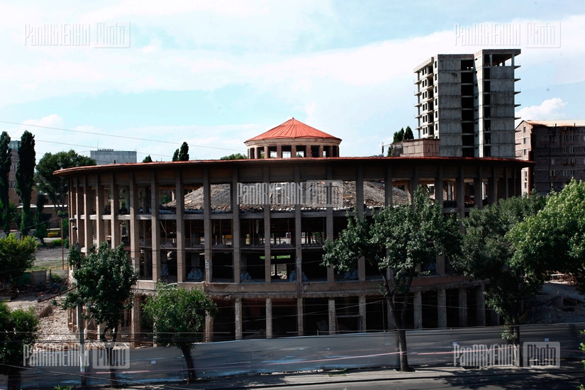 Երևանի կրկեսի շենքի պայթեցումը