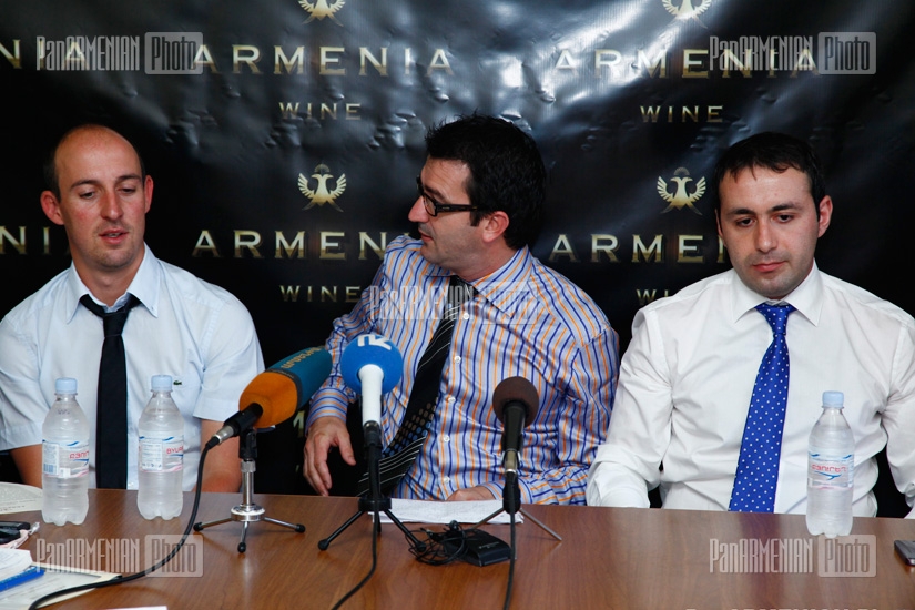 Ժան Բատիս Սուլայի,Մաթյա Թեսոնեի և Արթուր Հարությունյանի մամուլի ասուլիսը