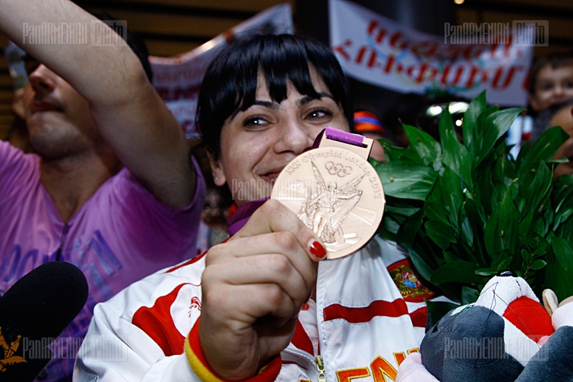 Возвращение армянских олимпийских спортсменов из Лондона