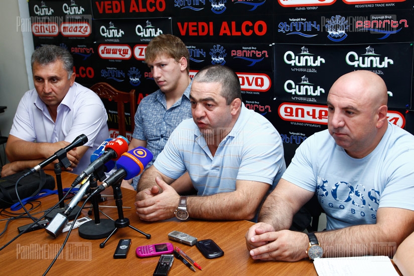 Press conference of Levon Julfalakyan and Arthur Alexanyan