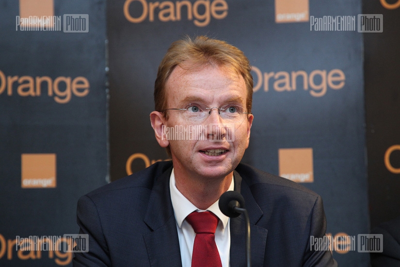 Executive Vice President of Europe for France Telecom-Orange Benoit Scheen introduces new CEO of Orange Armenia