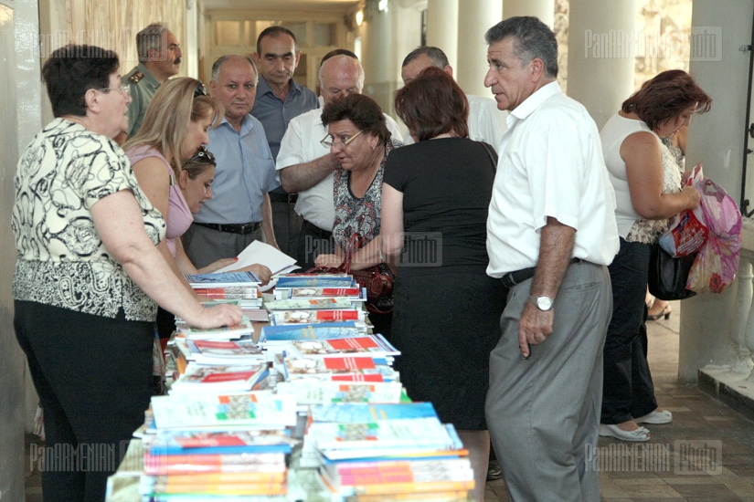 Education Minister Armen Ashotyan attends August consultations of school teachers