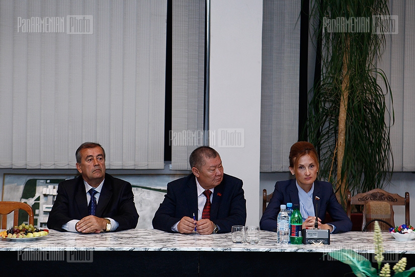 ՀԱՊԿ անդամ-պետությունների խորհրդարանների պաշտպանության և անվտանգության մշտական հանձնաժողովների նախագահները այցելեցին Վ. Սարգսյանի անվան ռազմականկան ակադեմիա