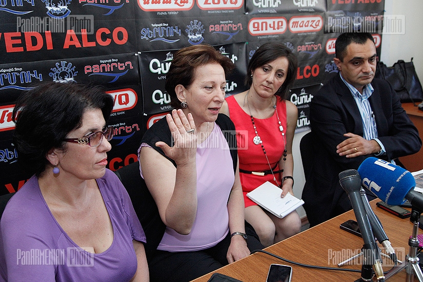 Press conference of Karine Hakobyan, Silva Adamyan and Arbak Vardanyan