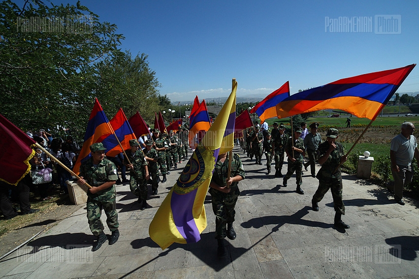  Procession towards Yerablur in commemoration of Gurgen Margaryan