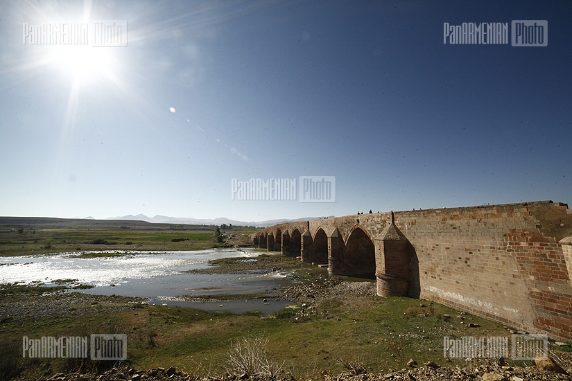 Shepard's bridge is a medieval Armenian bridge over Aratsani (Tur: Murat) and Euphrates confluence. A number of other bridges were destroyed by the river flow. According to the legend the bridge that stands today is built by a shephard. 