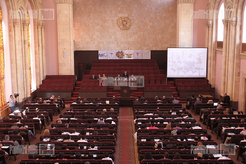 В Ереване состоялся 4-ый Всеармянский форум стамотологов