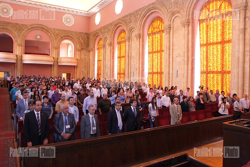 В Ереване состоялся 4-ый Всеармянский форум стамотологов