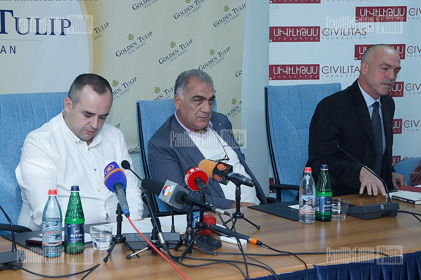 Press conference dedicated to Vartan Oskanian case