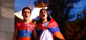 Футбольные фанаты перед матчем Армения-Италия в Ереване