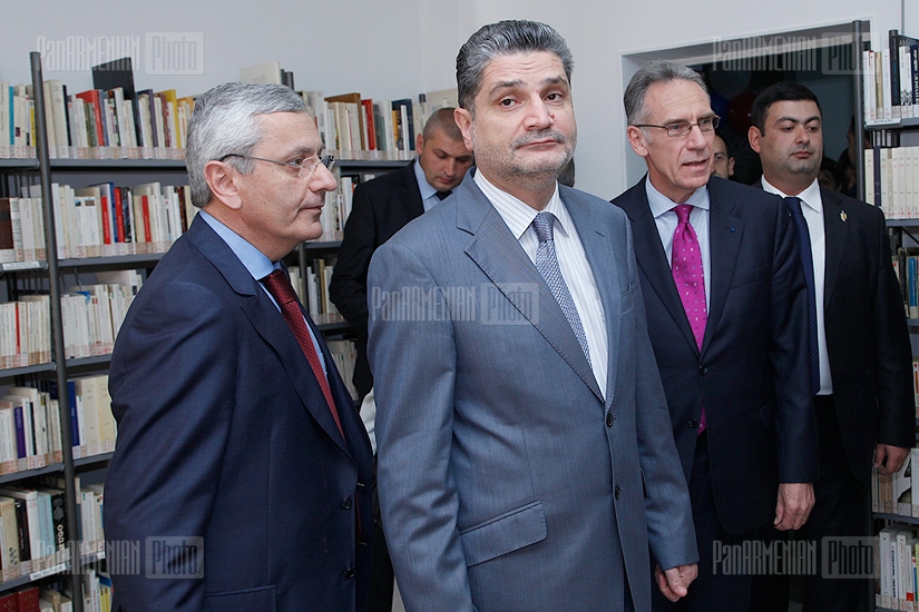 PM Tigran Sargsyan participates in Alliance Francaise new premises opening ceremony