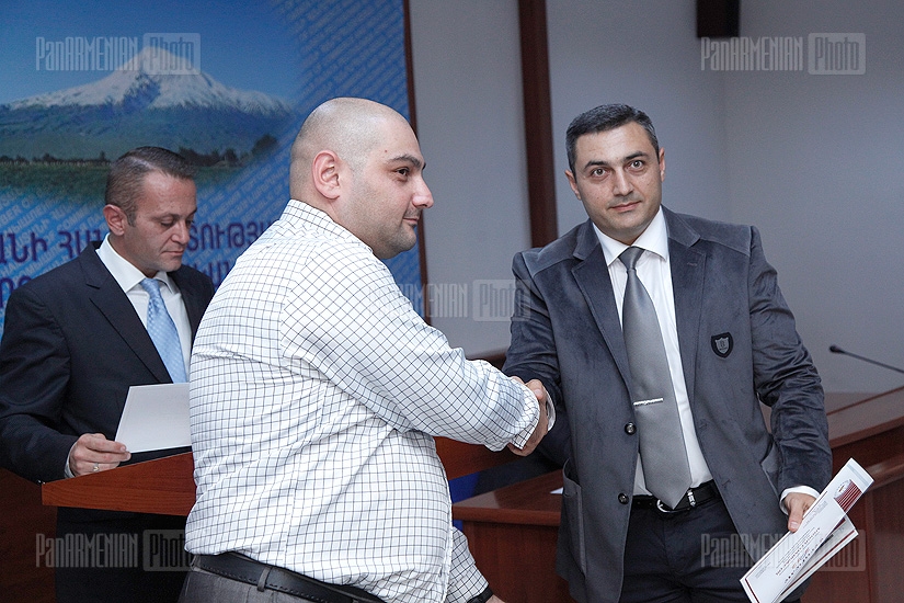 «ՊԱՆԱՐՄԵՆԻԱՆ ԷՔՍՊՈ – 2012»  ցուցահանդեսի լավագույն մասնակիցներին մրցանակների հանձնման հանդիսավոր արարողությունը