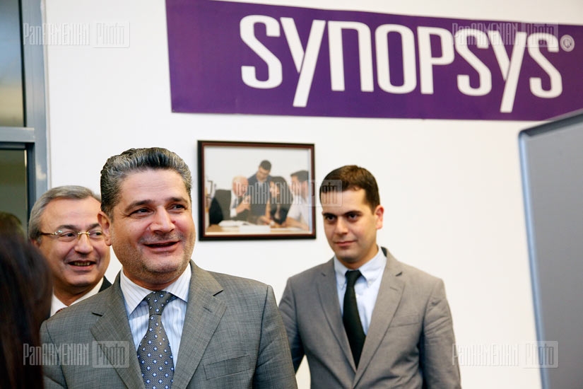 Session of IT Development Support Council takes place at Synopsys Armenia