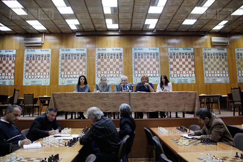 Press conference with participation of Mika chess team representatives
