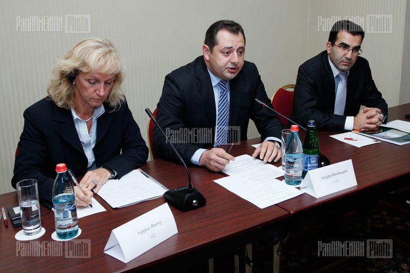 Presentation of Armenia's Economic Report 2011 