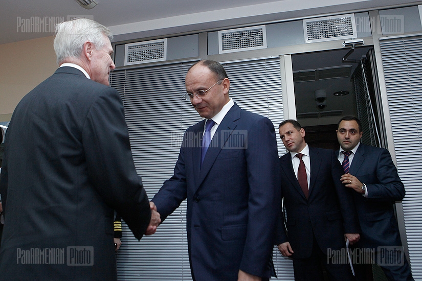 U.S. Secretary of the Navy Ray Mabus meets Armenian Defense Minister Seyran Ohanyan