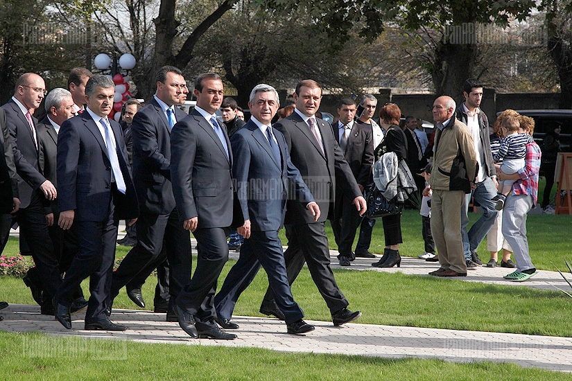 Armenian President visits the recreation zone outside “Armenia Medical Center