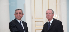 Armenian President meets newly-appointed Greek ambassador 