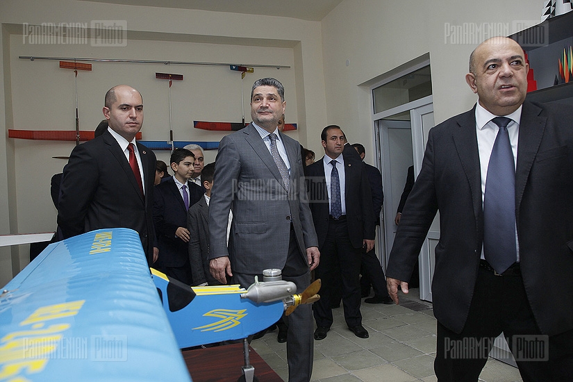 RA PM Tigran Sargsyan pays a visit to Yerevan N3 high school after Manuk Abeghyan