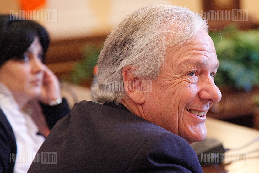 Delegation headed by the President of Uruguay's Chamber of Representatives Jorge Orrico meets with Armenian delegation in RA Parliament