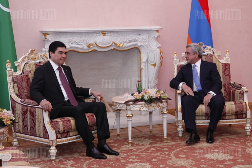 Meeting of RA President Serzh Sargsyan and his Turkmen counterpart Gurbanguly Berdimuhammedov