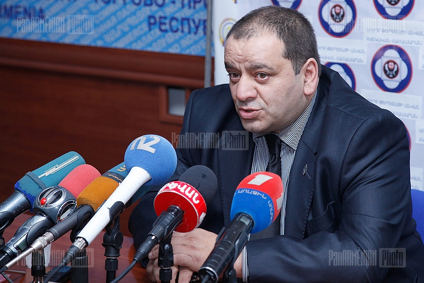 Press conference of head of the center for aid and rehabilitation to the victims of destructive cults Alexander Amaryan