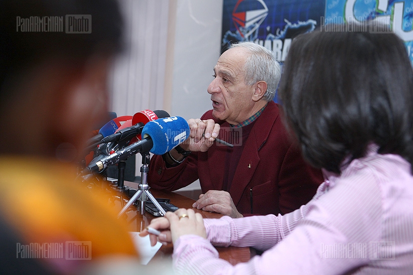 Press conference of Chairman of the Union of Architects of Armenia Mkrtich Minasyan
