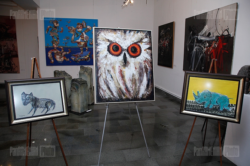 Armenian painters ready to sell their works for the sake of the zoo