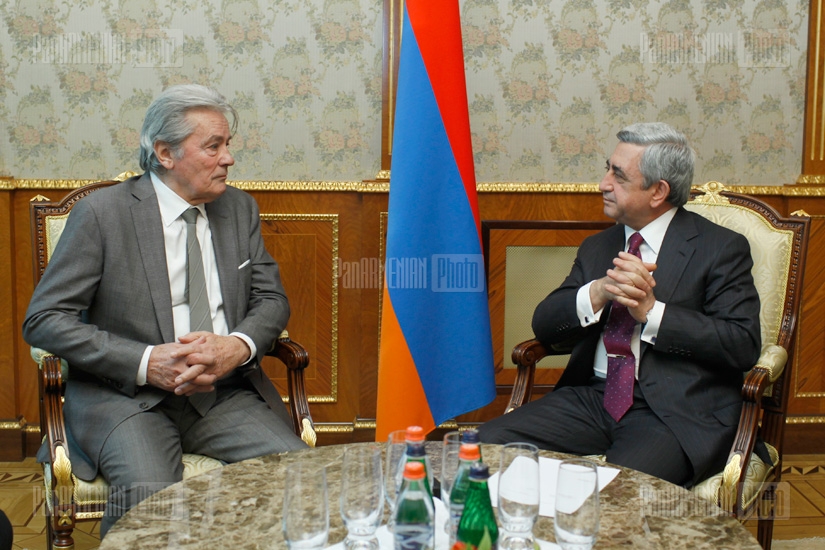 Президент Армении Серж Саркисян встретился со всмирно известным актером Аленом Делоном