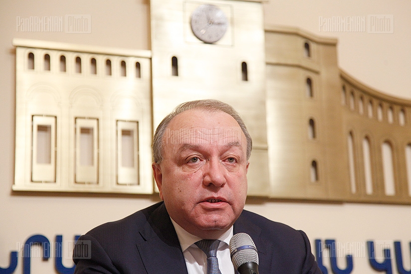 Press conference of  Minister of Health Derenik Doumanyan