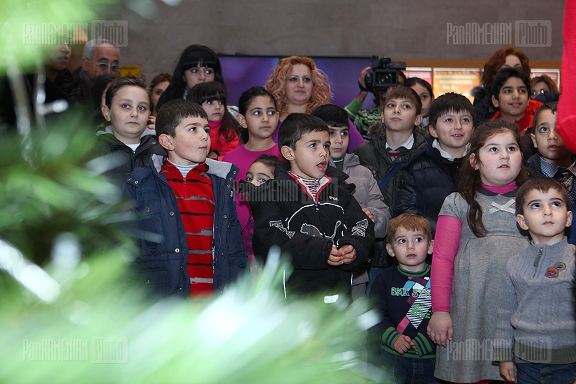 New Year program held in Cafesjian Center