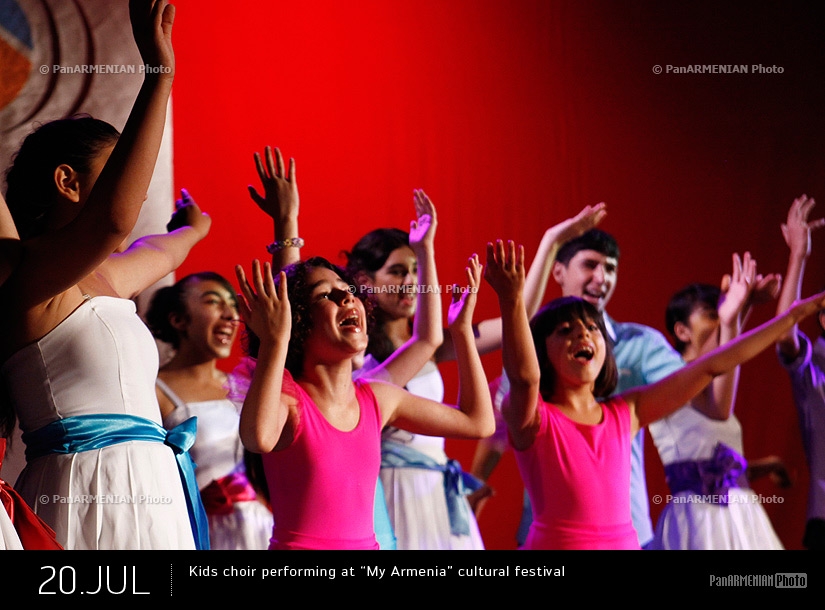 Kids choir performing at “My Armenia” cultural festival 