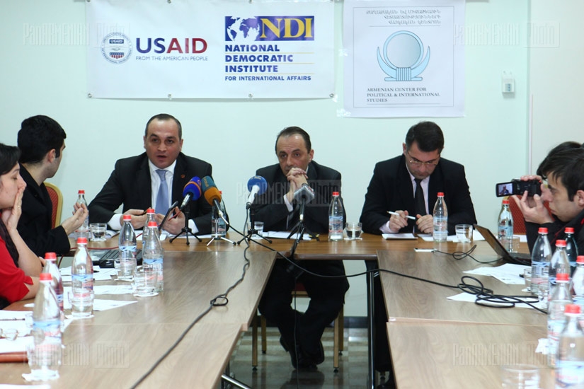 Discussion organized by NDI concerning Presidential Elections 