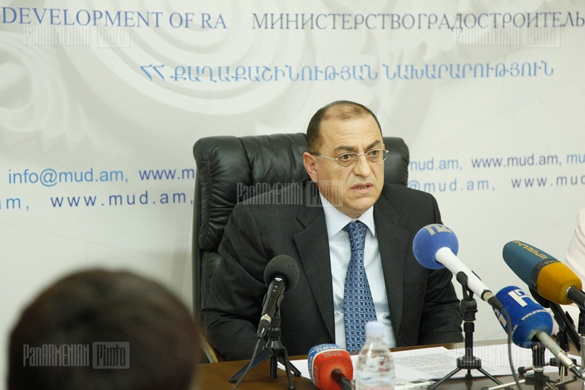 Press conference of Minister of Urban Development Samvel Tadevosyan