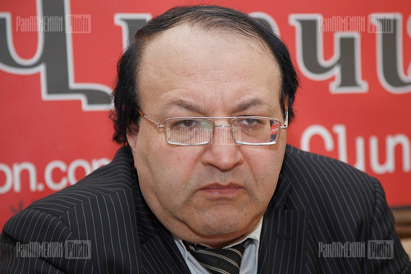 Press conference of Hmayak Hovhannisyan