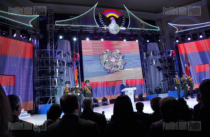 Праздничный концерт по случаю 21-й годовщины формирования Вооруженных сил РА