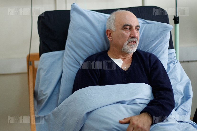 Паруйр Айрикян на следующий день после операции
