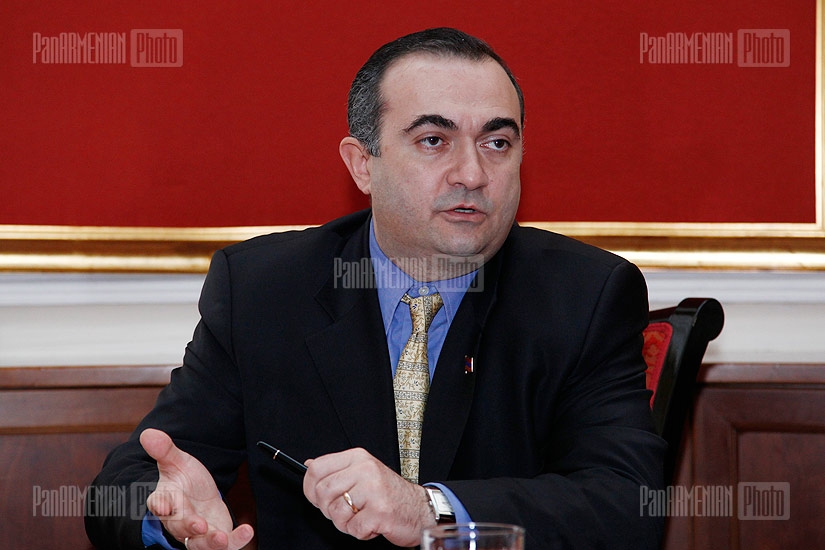 Press conference of Tevan Poghosyan