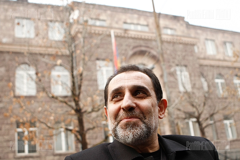ՀՀ նախագահի թեկնածու Արամ Հարությունյանի հացադուլի սկիզբը