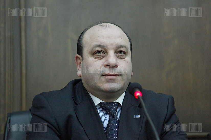 ԱԺ ճեպազրույց. ԱԺ ՕԵԿ խմբակցության քարտուղար Մհեր Շահգելդյան, խմբակցության անդամ Հովհաննես Մարգարյան
