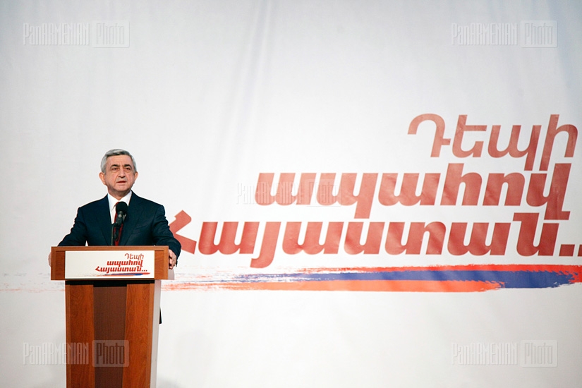 RA presidential candidate Serzh Sargsyan visits Kanaker-Zeytun administrative district 