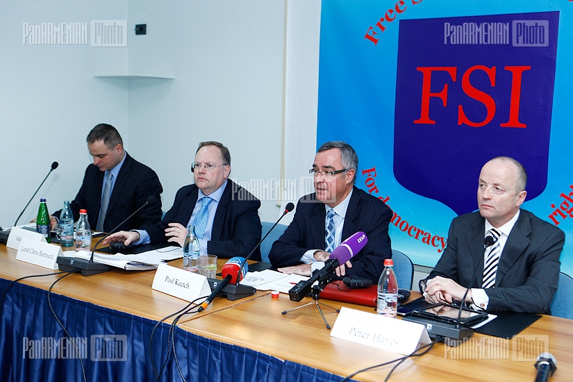 Пресс-конференция группы иностранных независимых депутатов и других экспертов