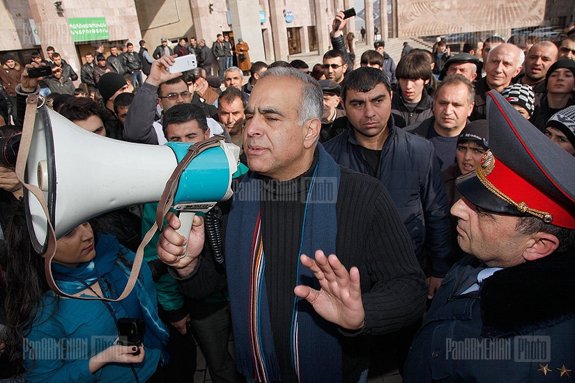 Heritage party leader Raffi Hovannisian's rally  in Spitak