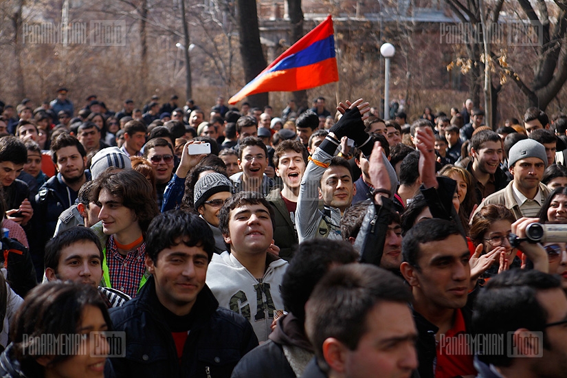 Students of Yerevan State University of Economics and Yerevan State University of Architecture and Construction join strike