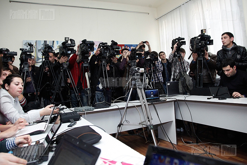 Пресс-конференция бывшего кандидата в президенты РА Раффи Ованнисяна