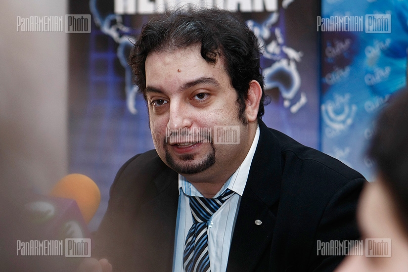 Пресс-конференция председателя Ассамблеи азербайджанских армян Григория Айвазяна  